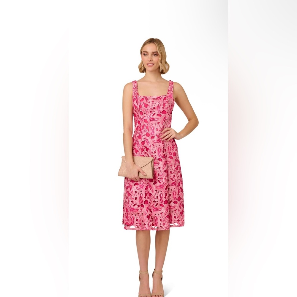 Adriana Papell dress new size 4 retails for 230